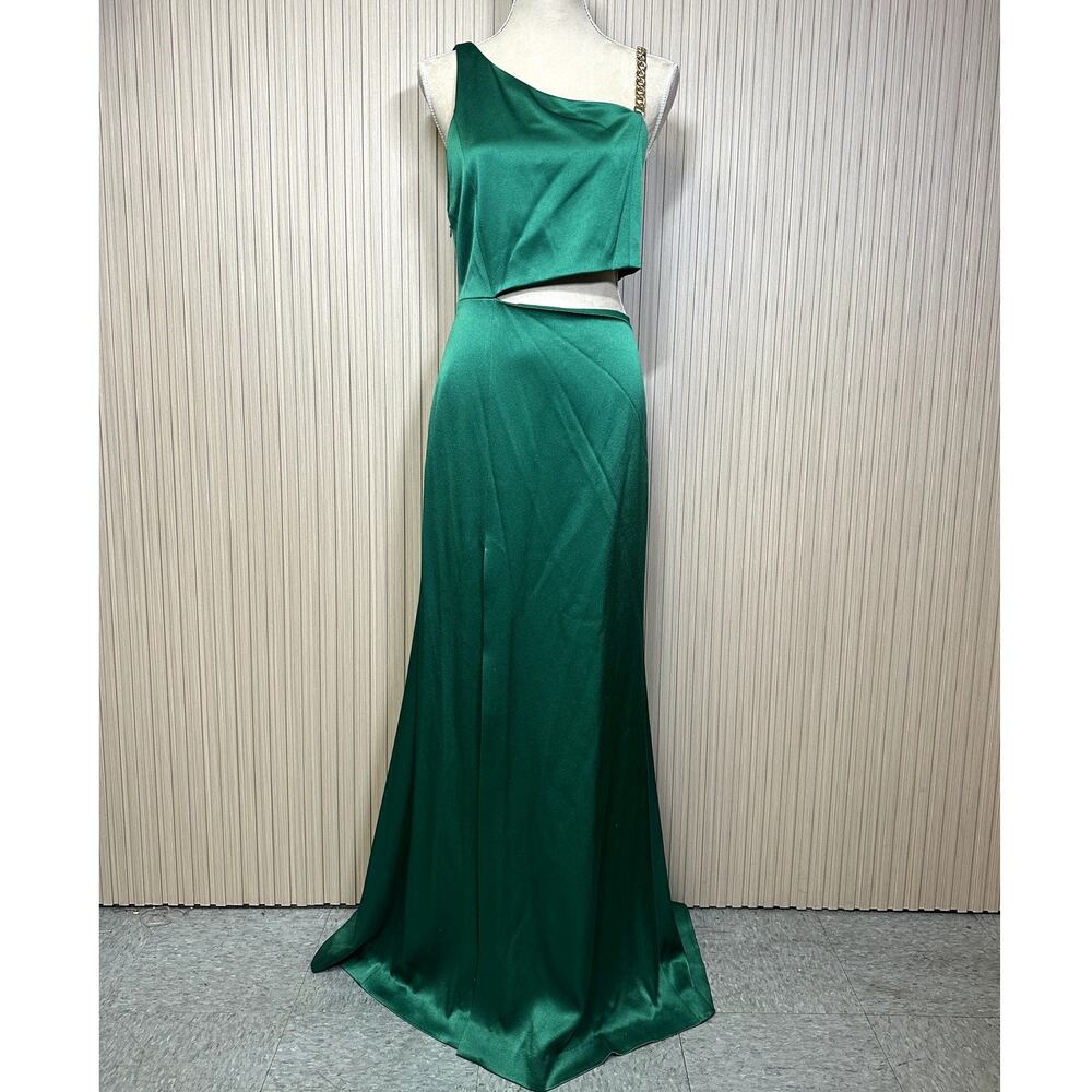 Alice + Olivia Karoline Chain Shoulder Cutout Gown In Emerald Size 10